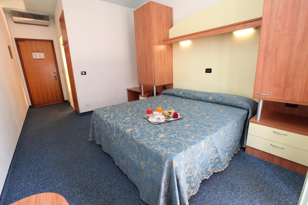 Hotel Derby S Lido di Jesolo Luaran gambar