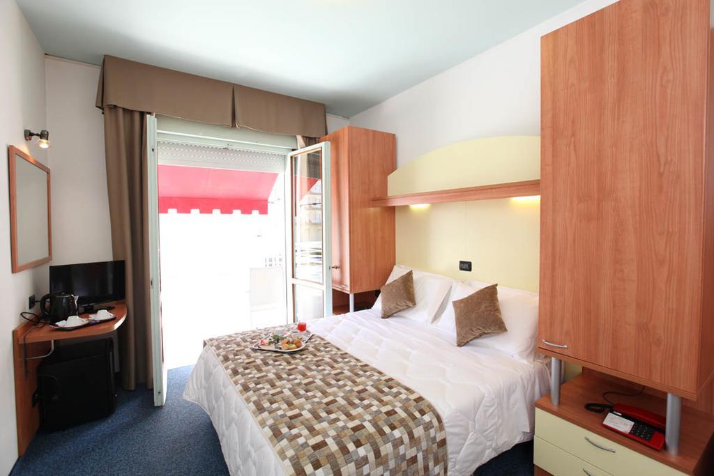 Hotel Derby S Lido di Jesolo Luaran gambar