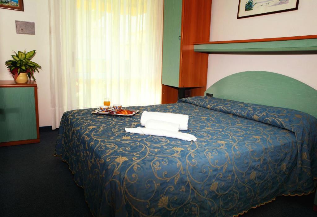 Hotel Derby S Lido di Jesolo Bilik gambar